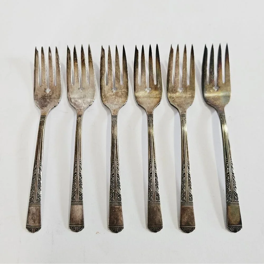 Vintage Oneida Tudor Plate Royal York/Oakleigh Silver Plate Salad Fork Set of 6
